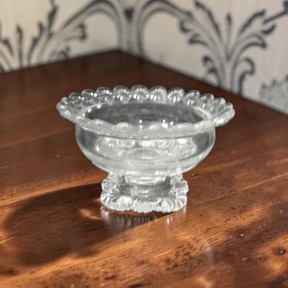 EAPG Glade & Star Cut Glass Berry Bowl, Vintage Dessert Dish Glassware Tableware